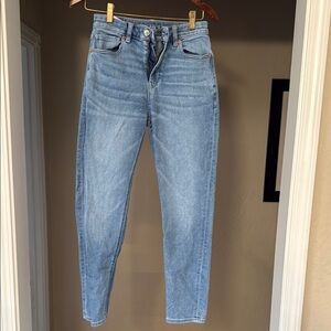 American Eagle Mom Blue Jeans